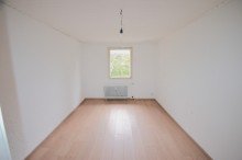 Kindezimmer 2 Helle 4,5-Zimmerwohnung mit Einbauk�che in begehrter Wohnlage in Waiblingen-Neustadt