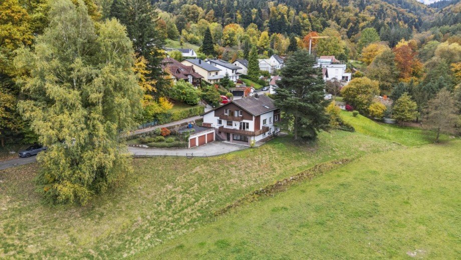 Drohnenaufnahme Mehrfamilienhaus Baden-Baden