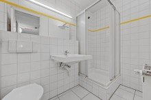 Bad UG Charmanter Reihenbungalow mit gro�em Atrium in ruhiger Sackgassenlage von Stuttgart-Sillenbuch