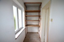 Abstellraum Handwerker aufgepasst: sanierungsbed�rftige 4-ZW mit gro�em Gemeinschaftsgarten in S-Wangen