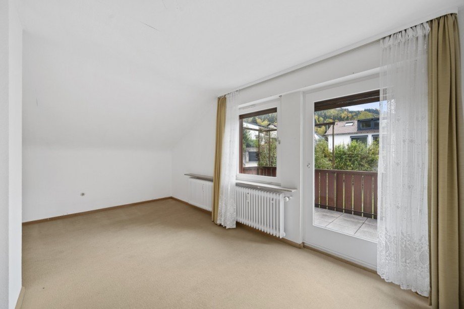 im Dachgeschoss... Mehrfamilienhaus Baden-Baden