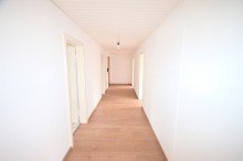 Flur Helle 4,5-Zimmerwohnung mit Einbauk�che in begehrter Wohnlage in Waiblingen-Neustadt