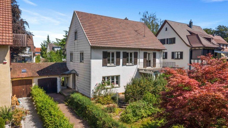 Hauptbild: Wo Wohntr�ume neu entstehen - freistehendes EFH mit Potenzial f�r Kernsanierung oder Neubau