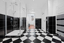 Bad Tolle Citywohnung mit Balkon in diskreter Innenhoflage