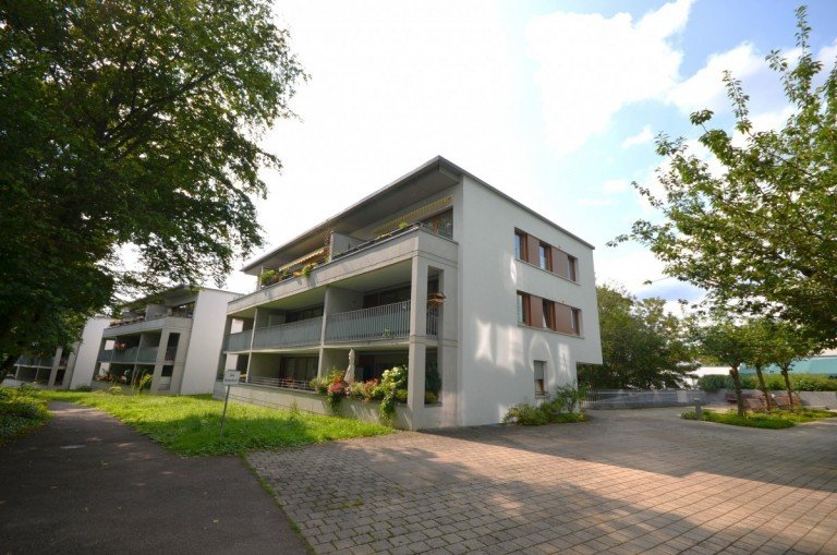Hausansicht Stuttgart Etagenwohnung Betreutes Wohnen: Sch�ne 2-Zimmerwohnung am Waldrand in S-Sonnenberg (Erbbaurecht)