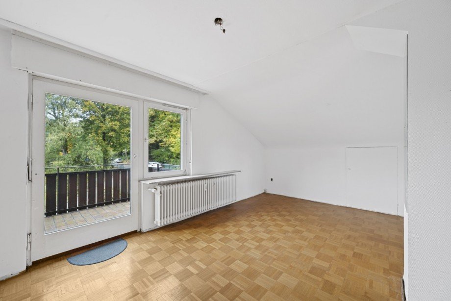 im Dachgeschoss... Mehrfamilienhaus Baden-Baden
