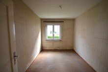 Kind 2 Handwerker aufgepasst: sanierungsbed�rftige 4-ZW mit gro�em Gemeinschaftsgarten in S-Wangen
