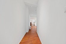 Flur Tolle Citywohnung mit Balkon in diskreter Innenhoflage