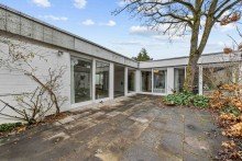 Atrium - ca. 70 m Charmanter Reihenbungalow mit gro�em Atrium in ruhiger Sackgassenlage von Stuttgart-Sillenbuch