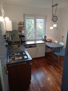 K�che Vermietete 4-ZW mit Balkon und gro�em Gemeinschaftsgarten in Stuttgart-Wangen