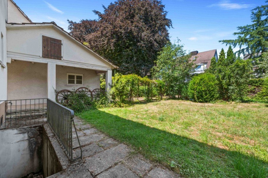 gro�er Garten Einfamilienhaus Stuttgart