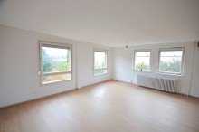 Wohnzimmer Helle 4,5-Zimmerwohnung mit Einbauk�che in begehrter Wohnlage in Waiblingen-Neustadt