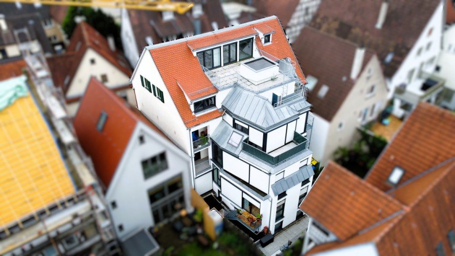 Hausansicht hinten - mit Neubauanteil Etagenwohnung Besigheim