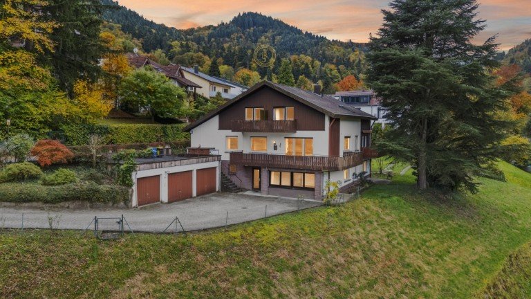 Drohnenaufnahme (3) - Kopie Baden-Baden Mehrfamilienhaus Natur. Raum. M�glichkeit. Wohnen direkt am Naturschutzgebiet