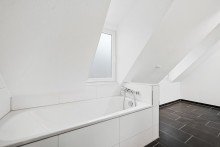 Bad Exklusive Dachterrasse - 4,5-Zimmer-Maisonette-Wohnung mit Weitblick in Besigheim-Altstadt