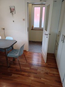 K�che Vermietete 4-ZW mit Balkon und gro�em Gemeinschaftsgarten in Stuttgart-Wangen