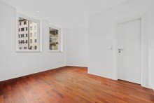 Zimmer 1 Tolle Citywohnung mit Balkon in diskreter Innenhoflage